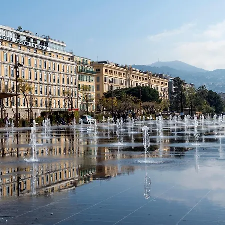 Aston La Scala Hotell