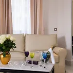 Aston La Scala 4*