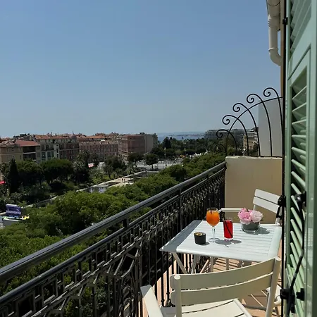 Aston La Scala 4* Nice
