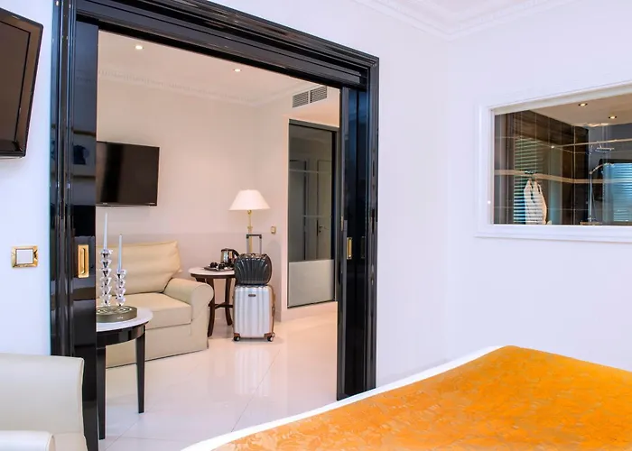 Aston La Scala Otel Nice