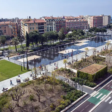 Aston La Scala Hotel